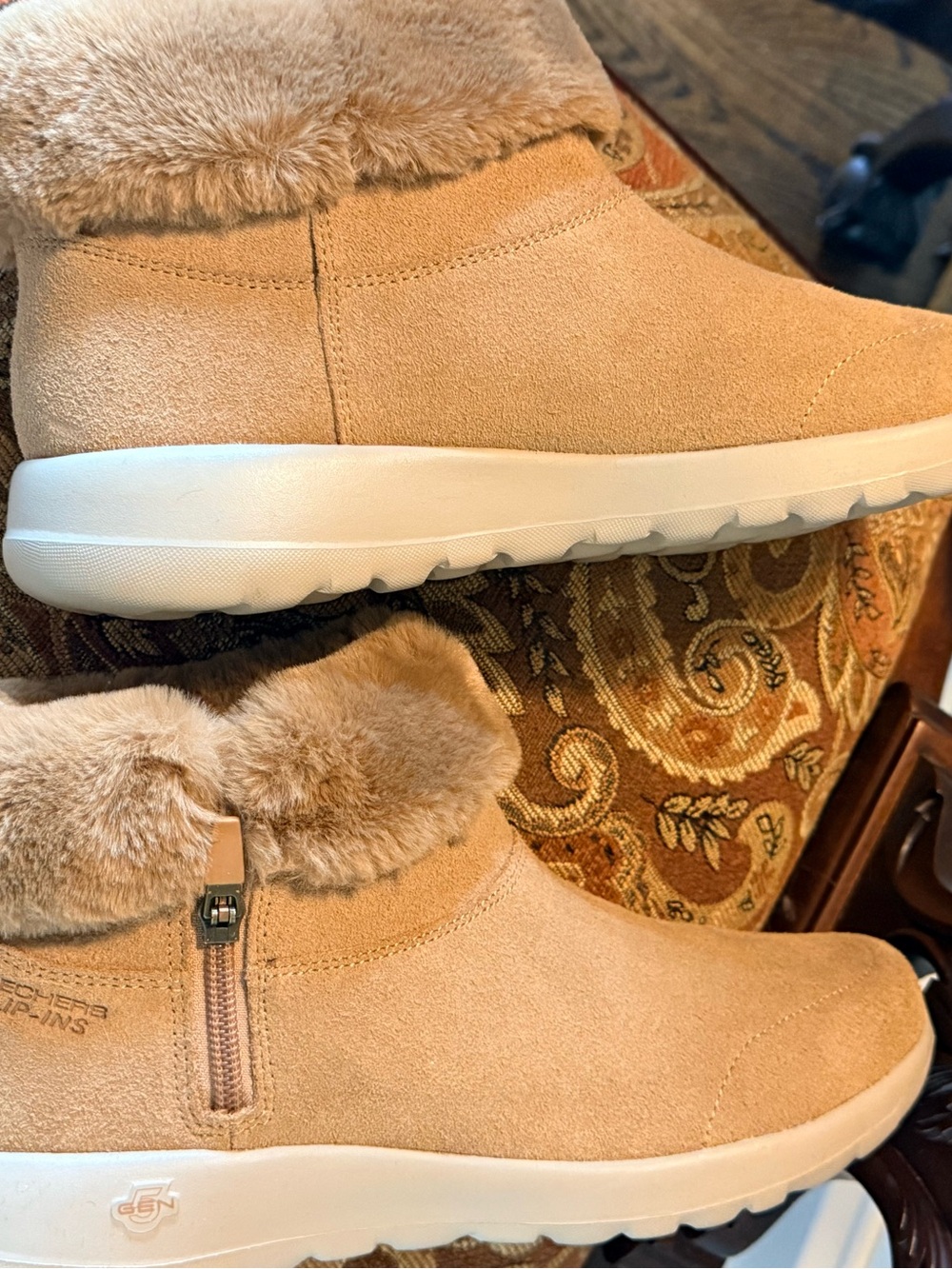 Sketchers Slip Ins NWOT.Never Worn.Side Zip. 9.5 Leather & Textile Uppers. - Picture 7 of 10